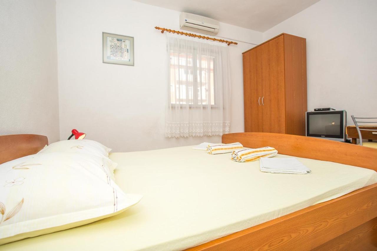 Apartments Nuic 748 Makarska Kültér fotó