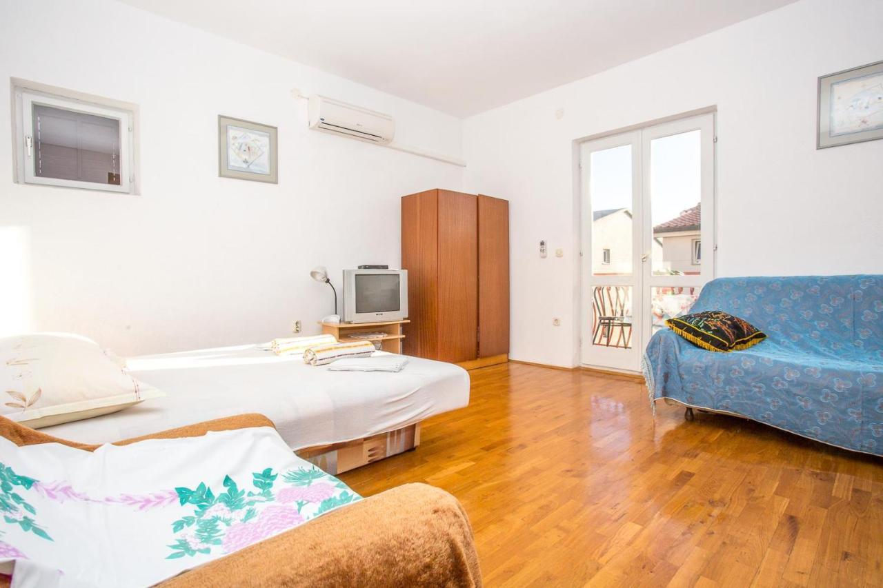 Apartments Nuic 748 Makarska Kültér fotó