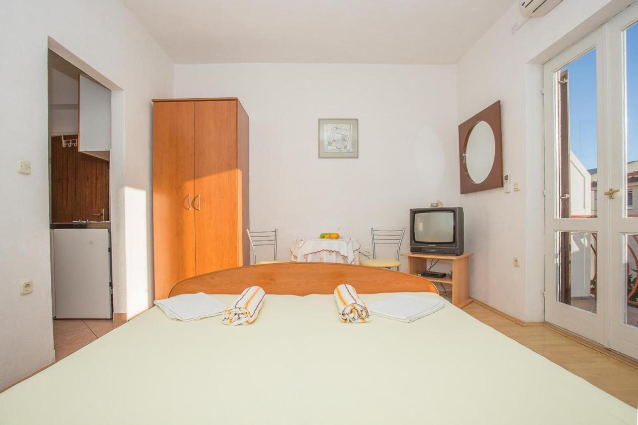 Apartments Nuic 748 Makarska Kültér fotó