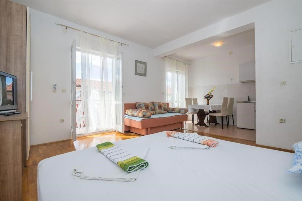 Apartments Nuic 748 Makarska Kültér fotó