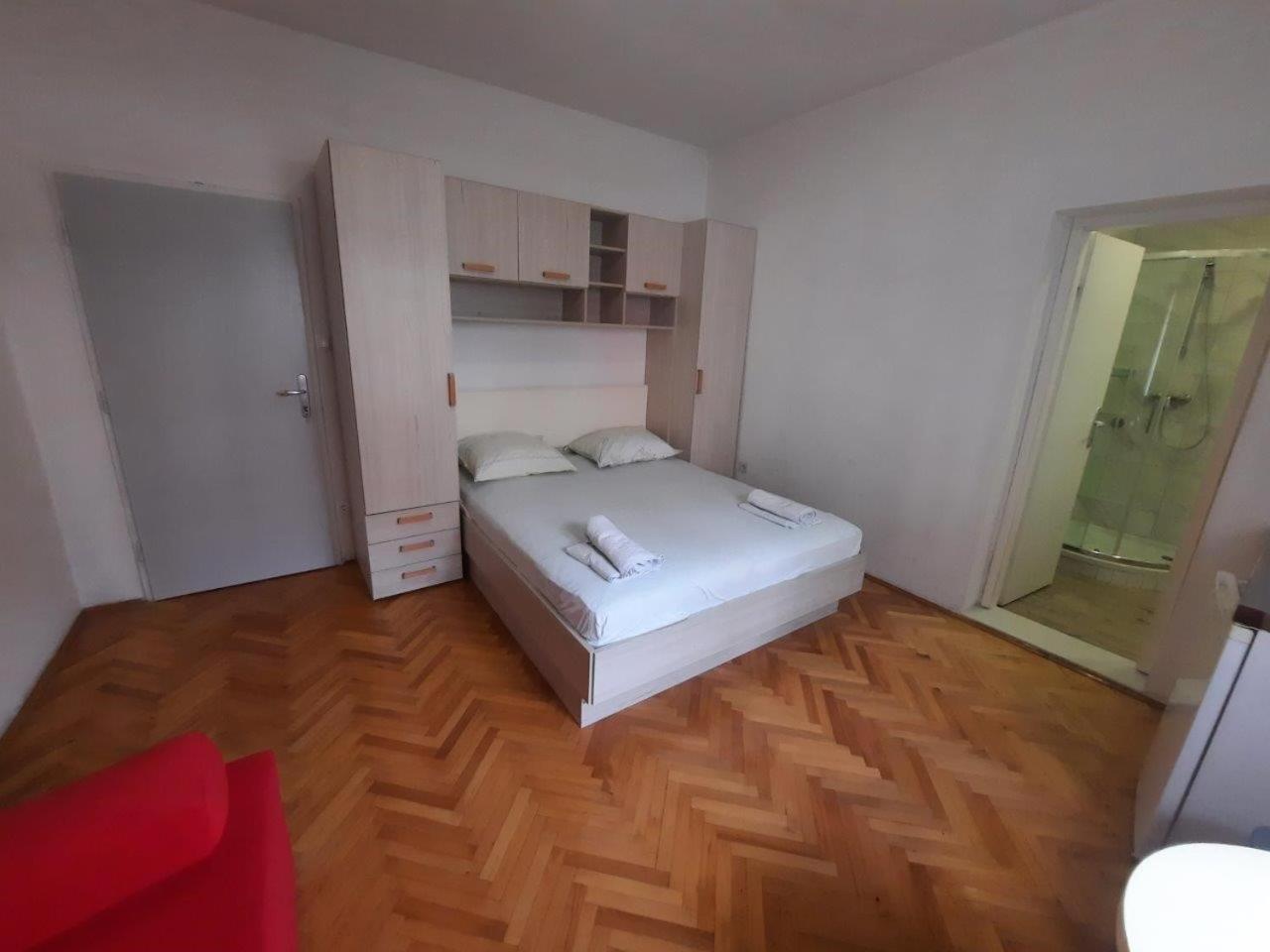 Apartments Nuic 748 Makarska Kültér fotó